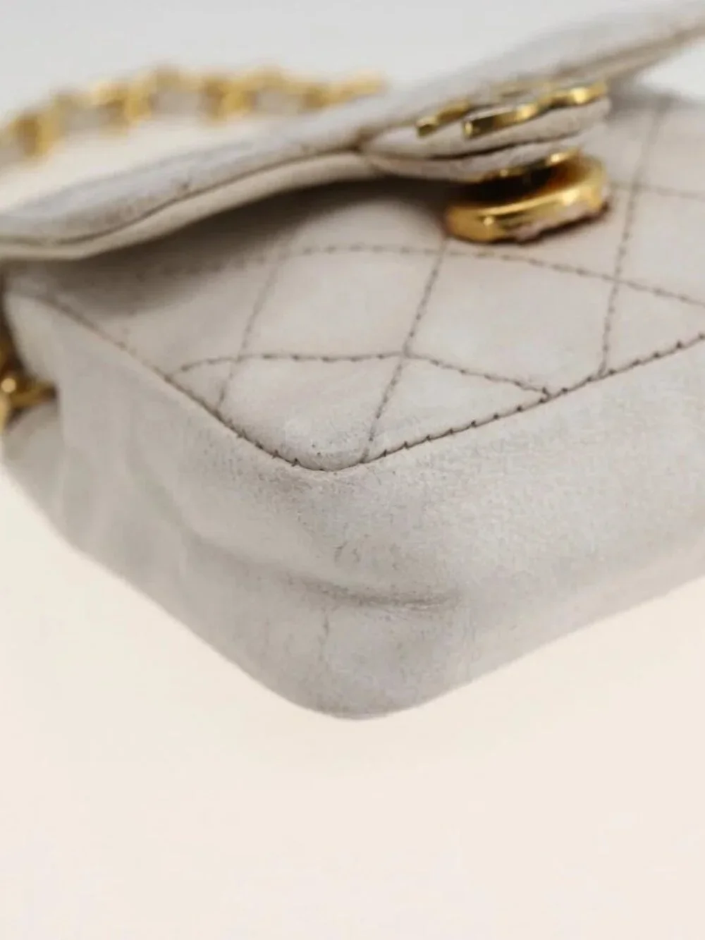 CHANEL Minimini Matelasse 7 Pouch Leather White Gold CC Auth LNZ849